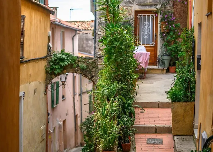 Chateau D'azur Vue Vieille